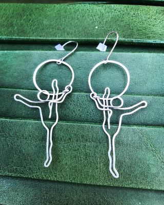 Gymnastika ….je, má však cenné údaje.. 390,- 6 cm #sperkyzocele #chirurgickaocel #gymnastika #bubunsperky #jewelry #sport...